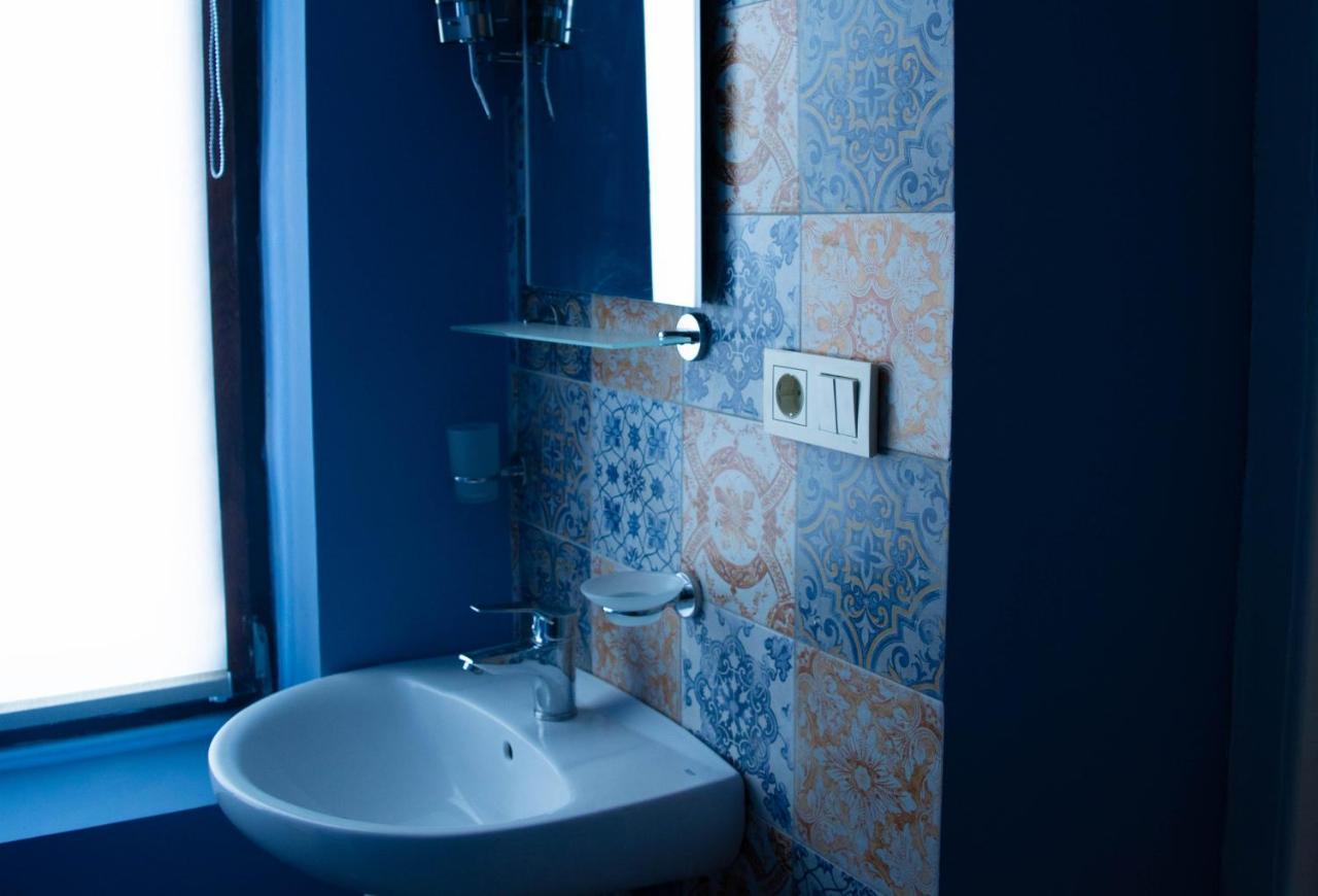 טביליסי Sunflower Hotel מראה חיצוני תמונה
